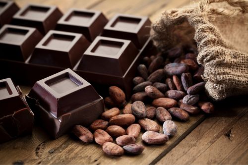 Dark Chocolate Bar with Cocoa Beans
