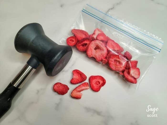 Freeze-Dried Strawberries for Icing